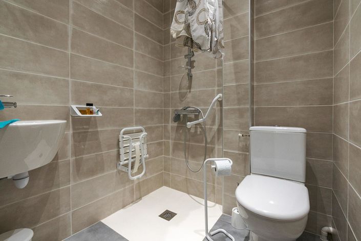 Image No.16-4 Bed House for sale