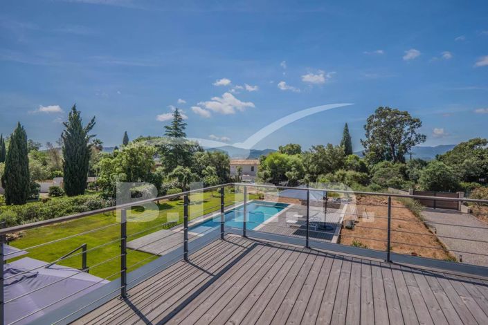 Image No.14-4 Bed House for sale