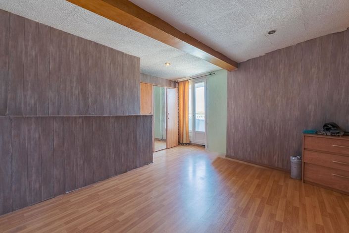 Image No.10-4 Bed House for sale