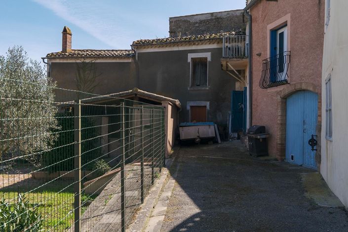 Image No.3-4 Bed House for sale