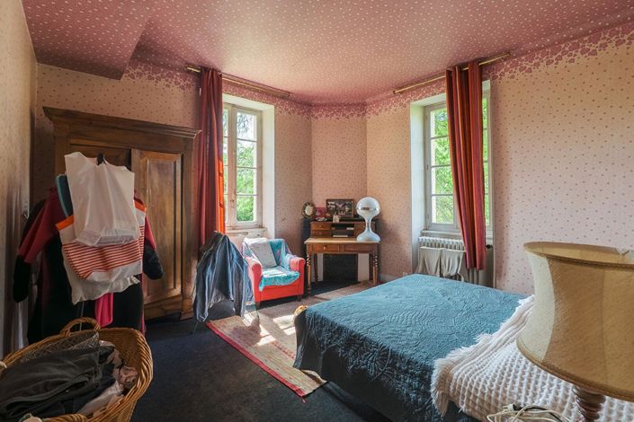 Image No.13-8 Bed House for sale