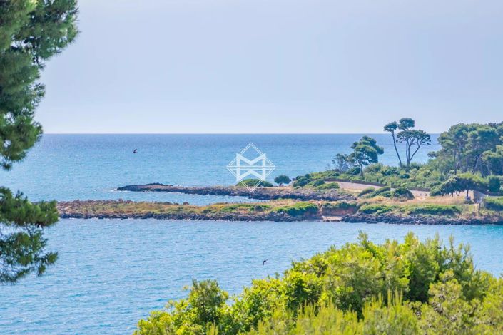 Image No.21-5 Bed House for sale