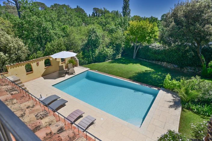 Image No.1-4 Bed House for sale