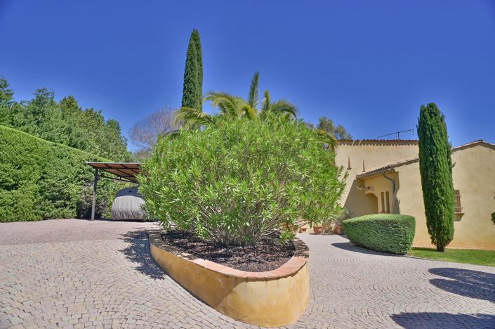 Image No.18-4 Bed House for sale