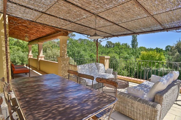 Image No.2-4 Bed House for sale