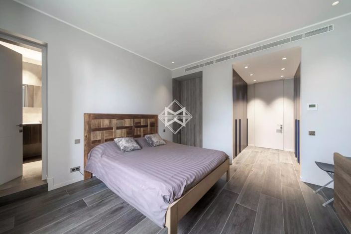 Image No.9-3 Bed Apartment for sale