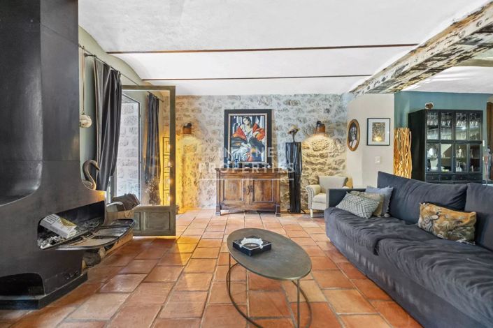 Image No.14-4 Bed House for sale