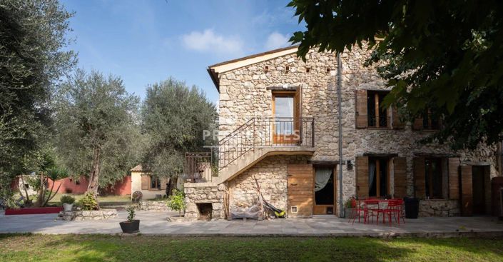 Image No.2-4 Bed House for sale