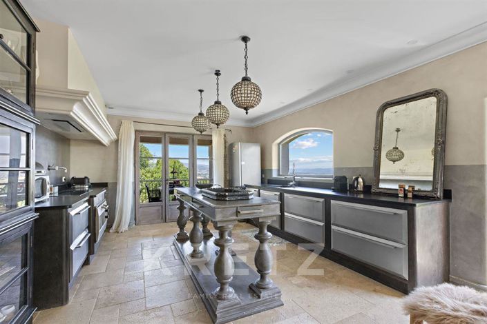 Image No.9-4 Bed House for sale