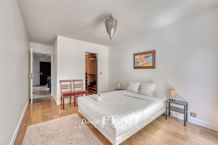 Image No.13-3 Bed Apartment for sale