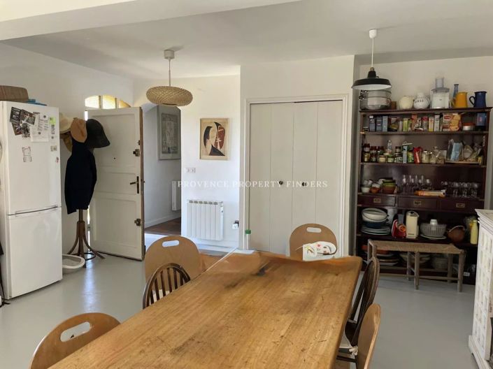 Image No.13-5 Bed House for sale