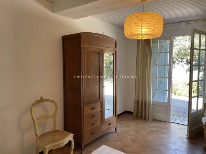 Image No.16-5 Bed House for sale