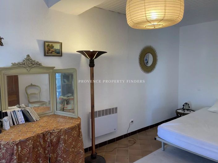 Image No.17-5 Bed House for sale