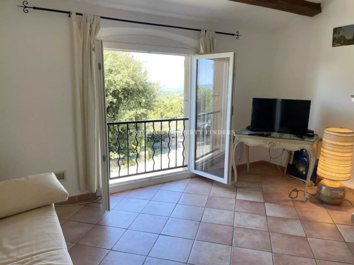 Image No.20-5 Bed House for sale