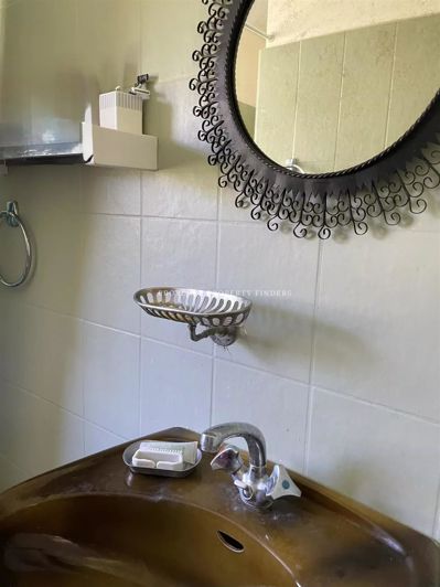 Image No.24-5 Bed House for sale