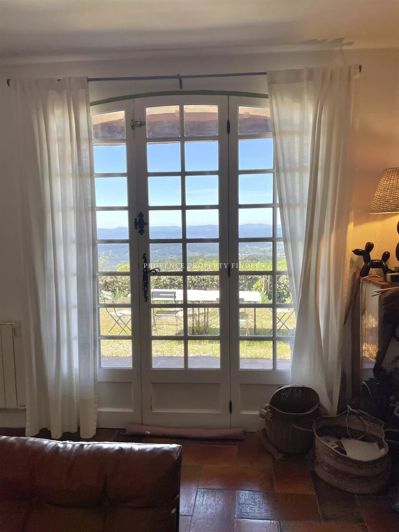 Image No.25-5 Bed House for sale