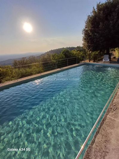 Image No.7-5 Bed House for sale