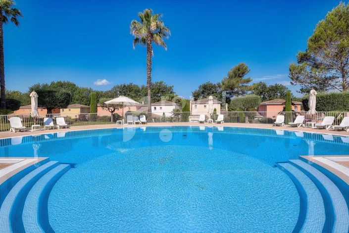 Image No.20-3 Bed House for sale