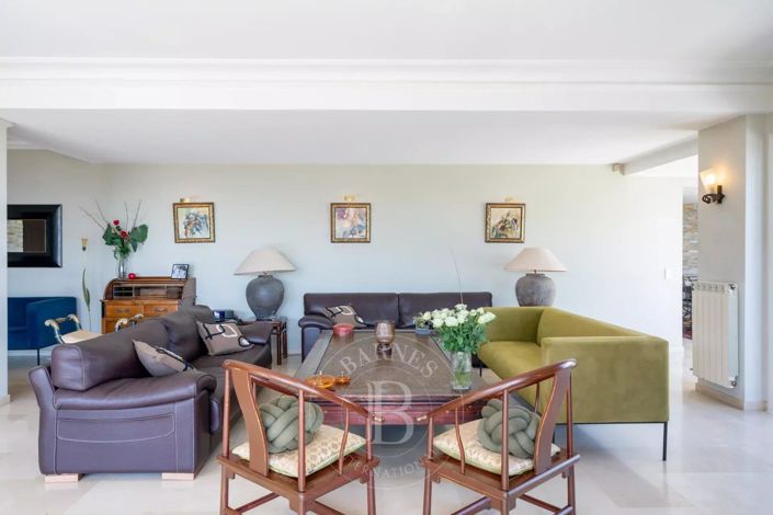 Image No.13-4 Bed House for sale