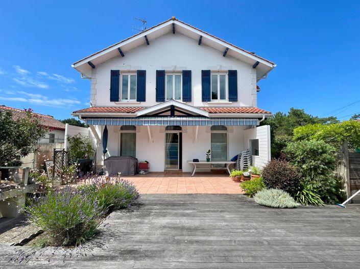 Image No.2-3 Bed House for sale