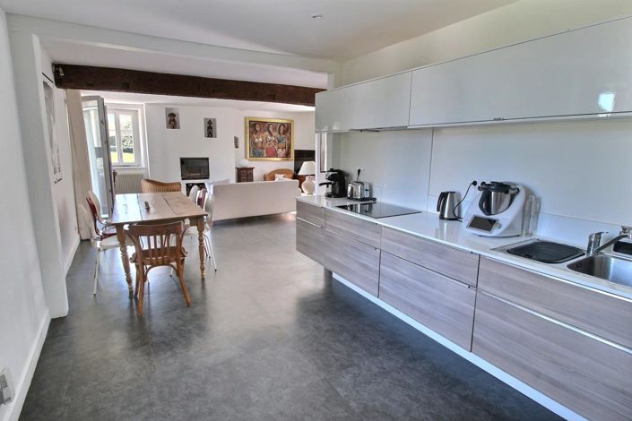 Image No.11-4 Bed House for sale