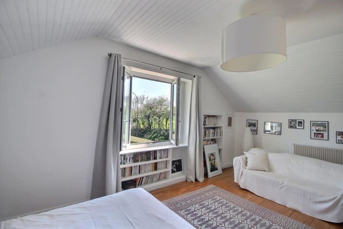 Image No.28-4 Bed House for sale