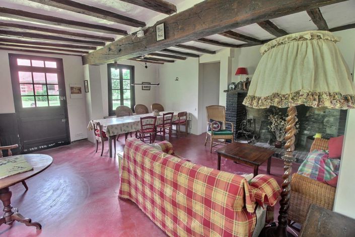 Image No.10-3 Bed House for sale