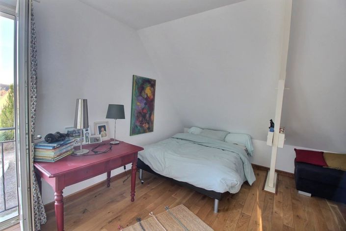 Image No.27-4 Bed House for sale