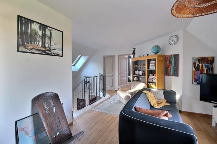 Image No.29-4 Bed House for sale