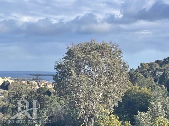 Image No.16-3 Bed House for sale