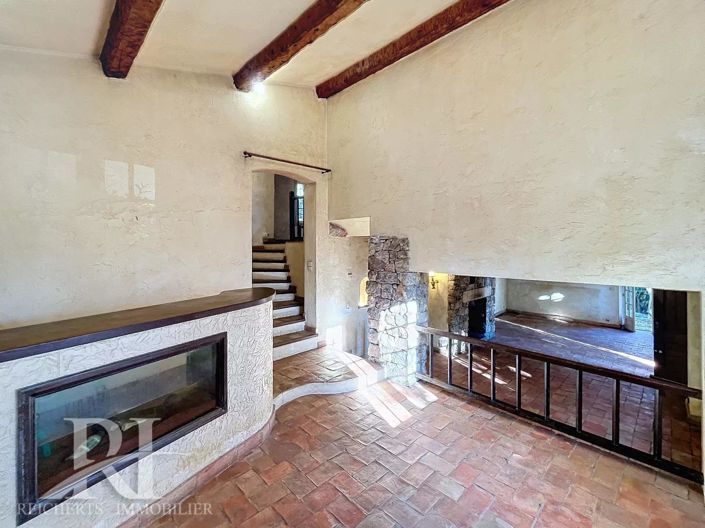 Image No.19-3 Bed House for sale