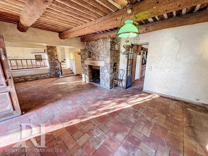 Image No.21-3 Bed House for sale