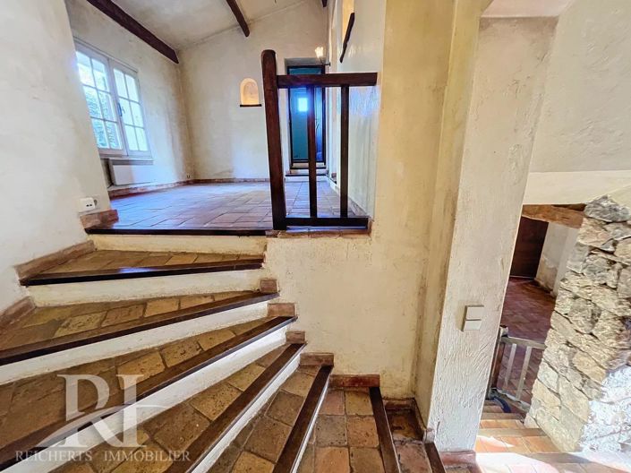 Image No.24-3 Bed House for sale