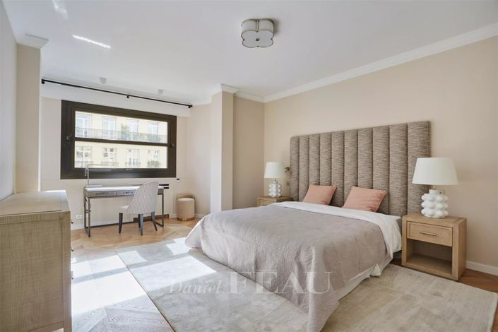 Image No.12-Appartement de 4 chambres à vendre à Paris