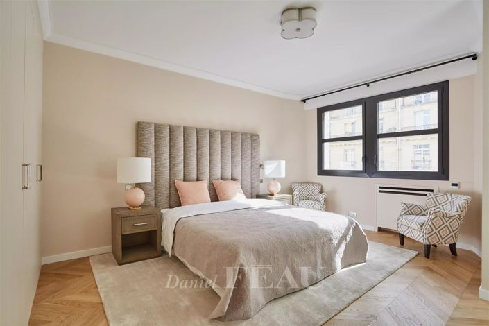 Image No.13-Appartement de 4 chambres à vendre à Paris