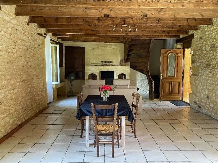 Image No.2-4 Bed House for sale