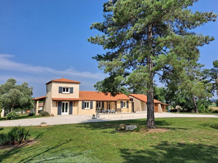 Image No.1-4 Bed House for sale