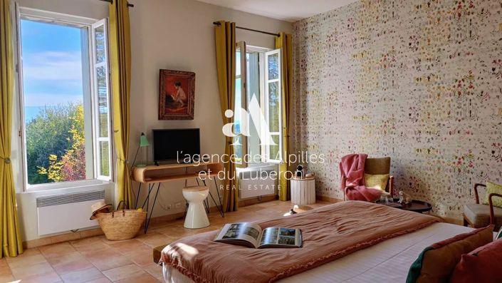 Image No.12-13 Bed House for sale