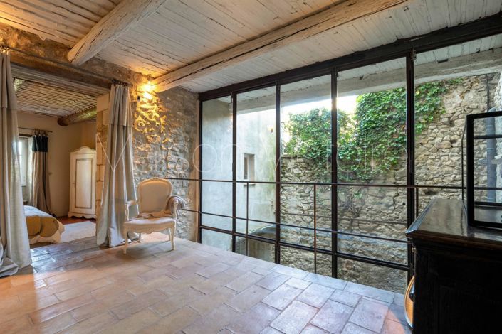 Image No.20-3 Bed House for sale