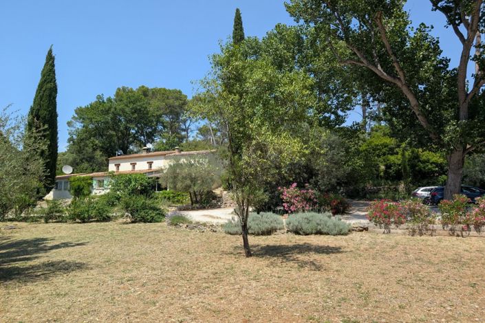 Image No.1-4 Bed House for sale