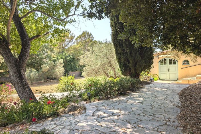 Image No.10-4 Bed House for sale