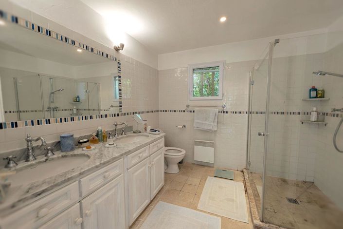 Image No.19-4 Bed House for sale