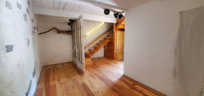 Image No.6-4 Bed Property for sale