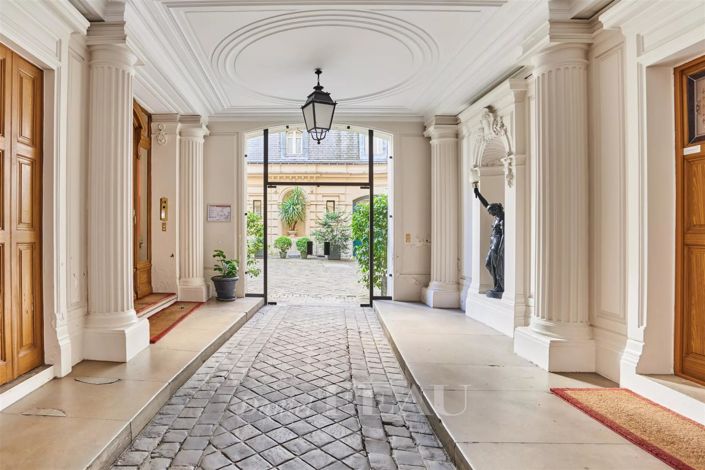 Image No.26-4 Bed Apartment for sale