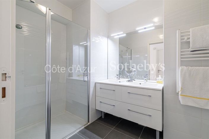 Image No.7-3 Bed Apartment for sale