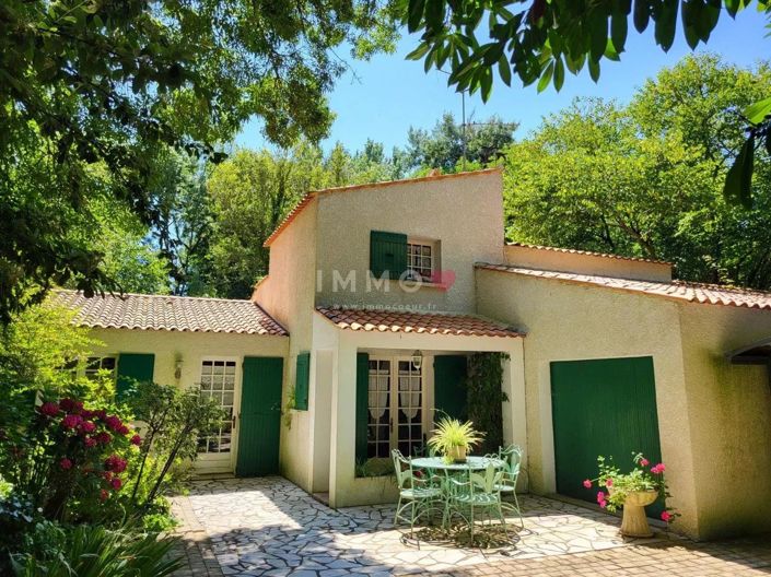 Image No.3-3 Bed House for sale