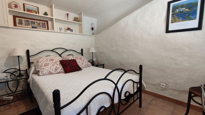 Image No.31-3 Bed House for sale