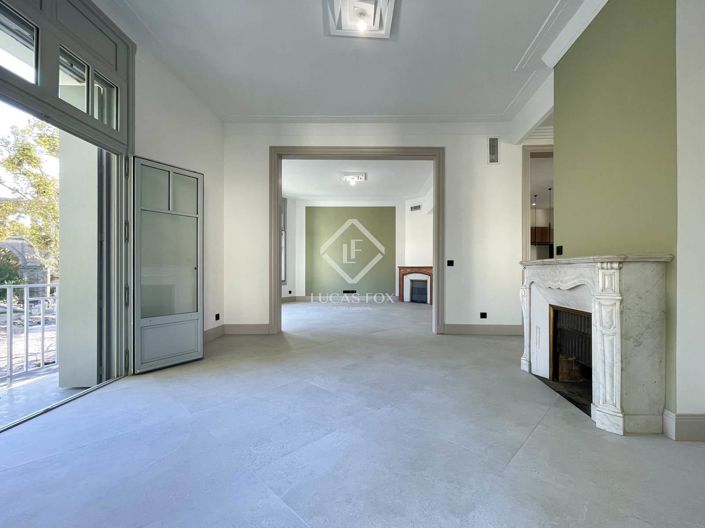 Image No.15-3 Bed Apartment for sale