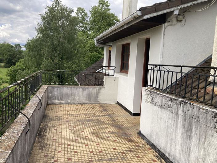 Image No.6-11 Bed House for sale