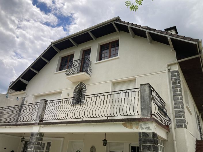 Image No.8-11 Bed House for sale